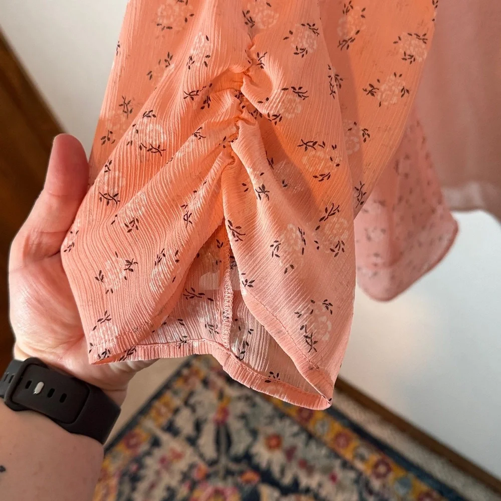 Torrid Coral Pink Crinkle Sheer Pin Tuck Blouse Size 2X